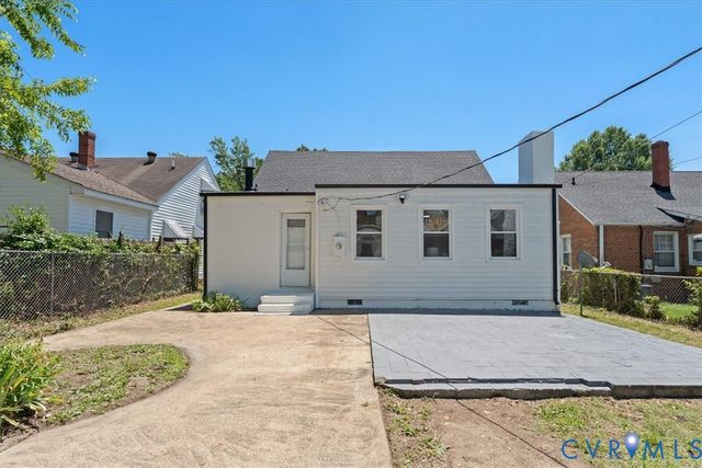 902 N 37th St, Richmond, VA 23223