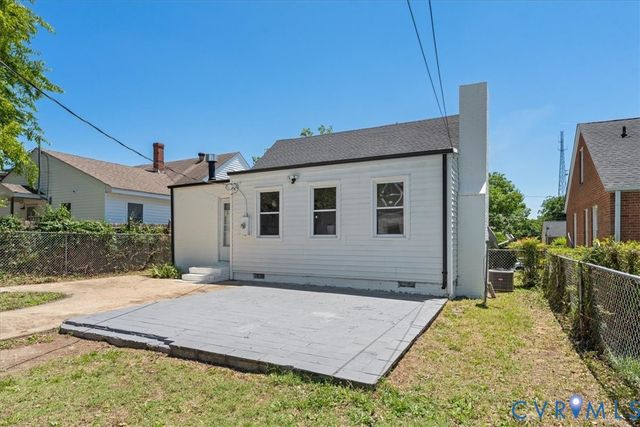 902 N 37th St, Richmond, VA 23223