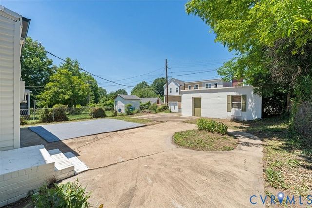 902 N 37th St, Richmond, VA 23223