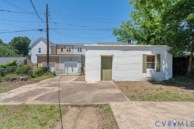 902 N 37th St, Richmond, VA 23223