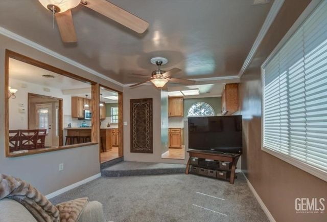 1222 9th Avenue, Delano, CA 93215