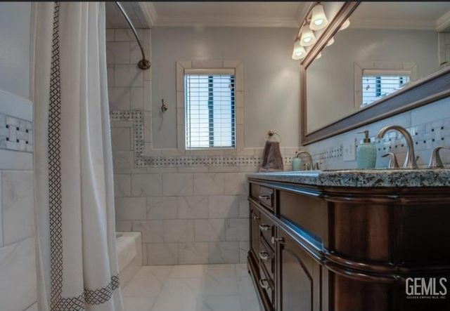 1222 9th Avenue, Delano, CA 93215