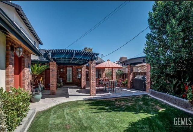 1222 9th Avenue, Delano, CA 93215