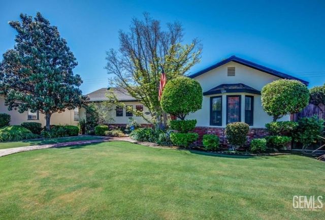 1222 9th Avenue, Delano, CA 93215