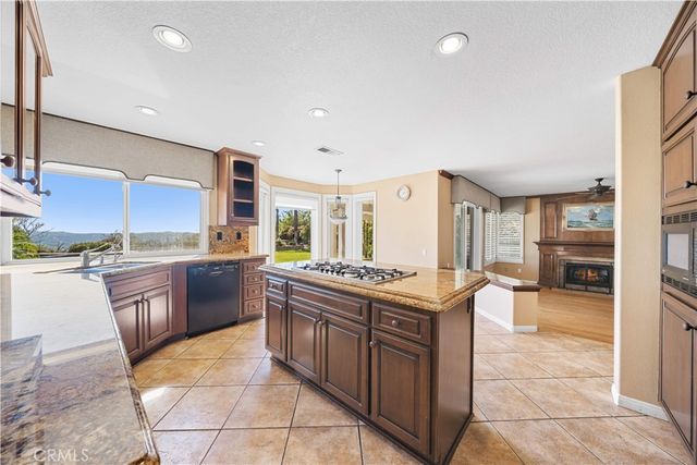 3285 Rim Rd, Yorba Linda, CA 92886