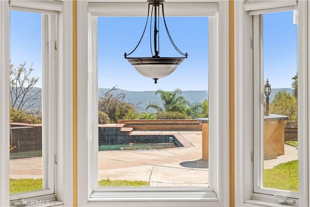 3285 Rim Rd, Yorba Linda, CA 92886