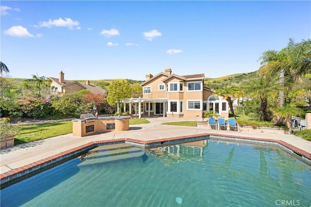 3285 Rim Rd, Yorba Linda, CA 92886