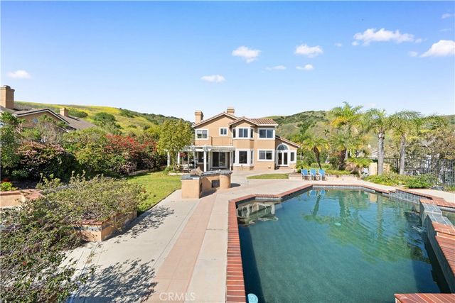 3285 Rim Rd, Yorba Linda, CA 92886