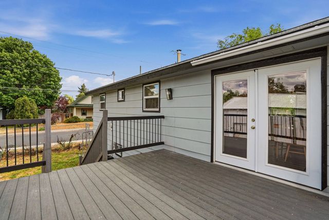 1402 W Euclid Ave, Spokane, WA 99205