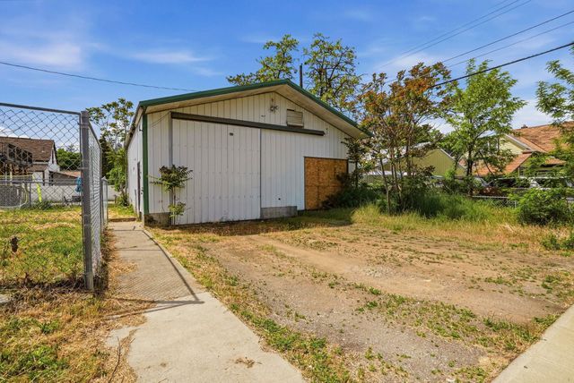 1402 W Euclid Ave, Spokane, WA 99205