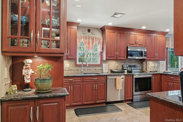 90 Pacific Street, Massapequa Park, NY 11762