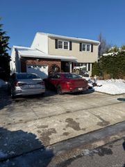 90 Pacific Street, Massapequa Park, NY 11762