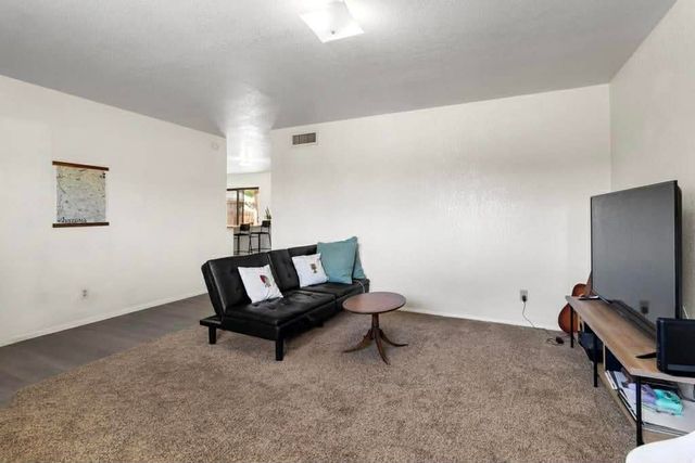 1951 Motor Avenue, Kingman, AZ 86401