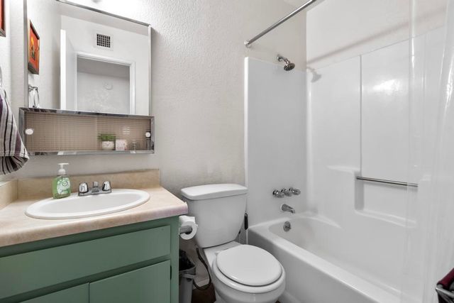 1951 Motor Avenue, Kingman, AZ 86401