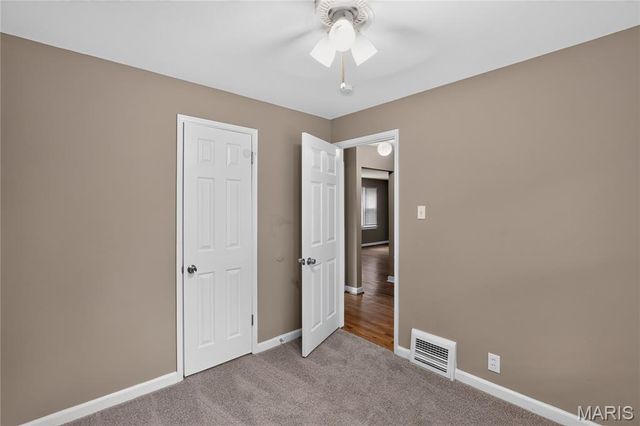 1053 Gabriel Drive, St Louis, MO 63137
