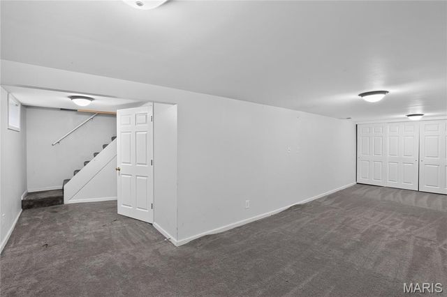 1053 Gabriel Drive, St Louis, MO 63137