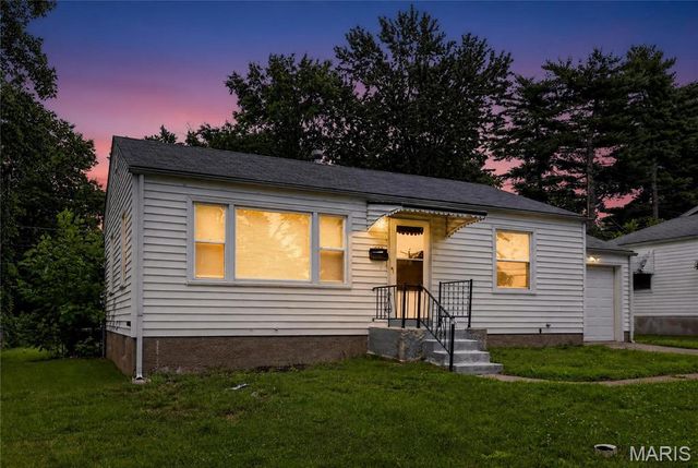 1053 Gabriel Drive, St Louis, MO 63137