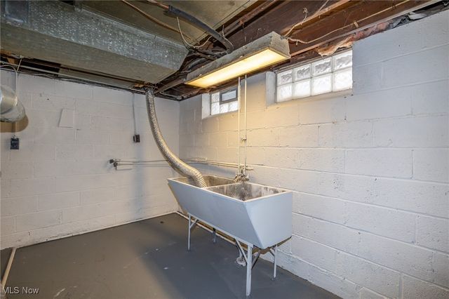 4229 Hinsdale Road, South Euclid, OH 44121