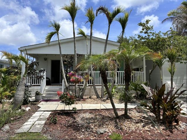 4500 SE Sweetwood Way, Stuart, FL 34997