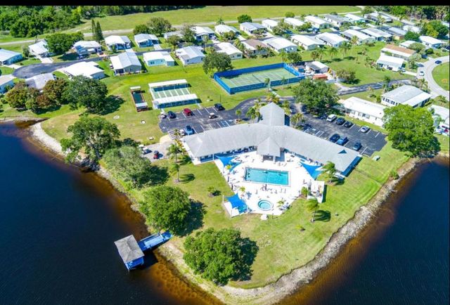 4500 SE Sweetwood Way, Stuart, FL 34997