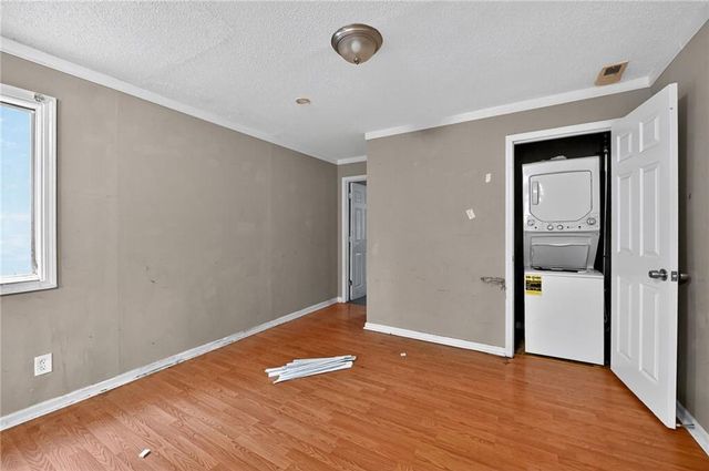 4501 N Olive Street, Kansas City, MO 64116