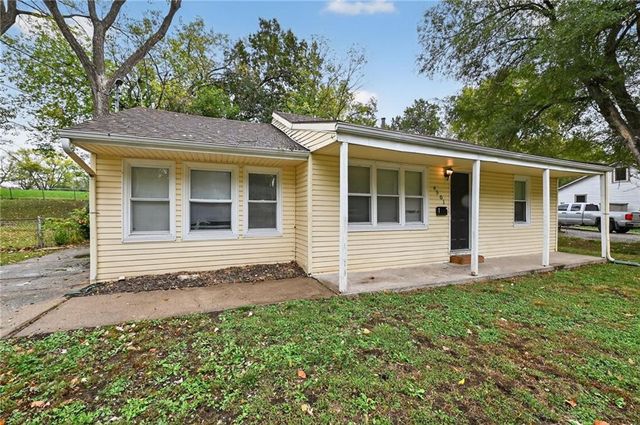 4501 N Olive Street, Kansas City, MO 64116