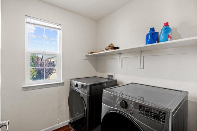 10000 Asilomar Lane, Elk Grove, CA 95757