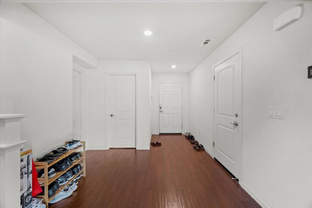 10000 Asilomar Lane, Elk Grove, CA 95757