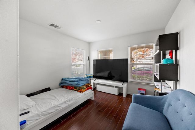 10000 Asilomar Lane, Elk Grove, CA 95757