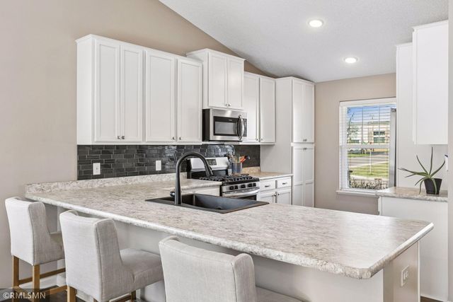 10702 Sumter Avenue N, Brooklyn Park, MN 55445