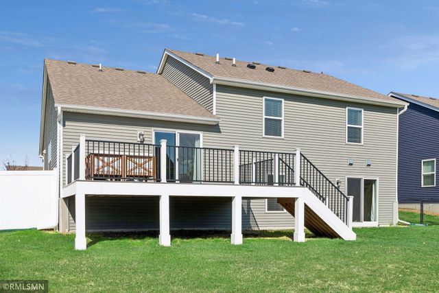 10702 Sumter Avenue N, Brooklyn Park, MN 55445