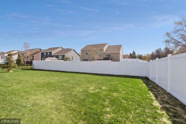 10702 Sumter Avenue N, Brooklyn Park, MN 55445