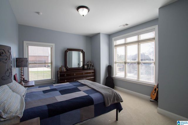 659 SOUTHERN TRACE PARKWAY, Leeds, AL 35094