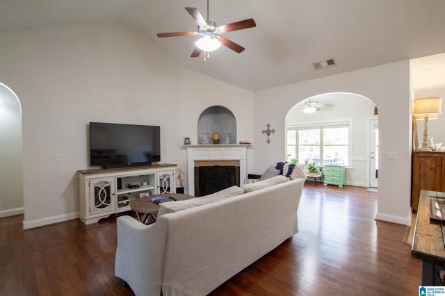 659 SOUTHERN TRACE PARKWAY, Leeds, AL 35094