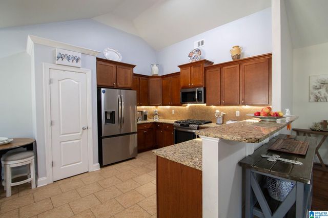 659 SOUTHERN TRACE PARKWAY, Leeds, AL 35094