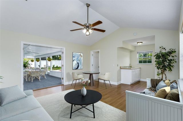 9203 KINGSRIDGE DRIVE, Temple Terrace, FL 33637