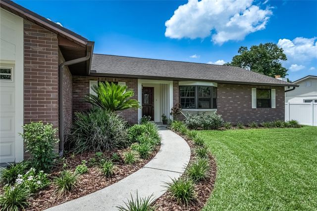 9203 KINGSRIDGE DRIVE, Temple Terrace, FL 33637