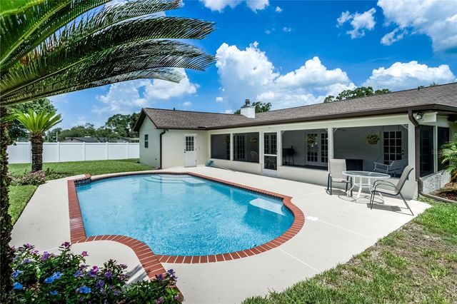 9203 KINGSRIDGE DRIVE, Temple Terrace, FL 33637