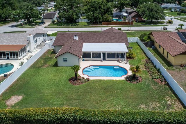 9203 KINGSRIDGE DRIVE, Temple Terrace, FL 33637