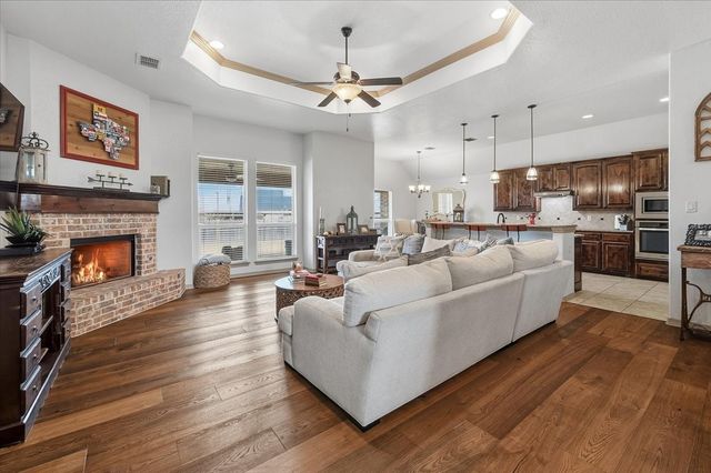 516 Amber Court, Aledo, TX 76008