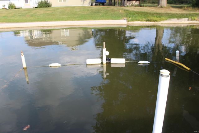 7965 S 140 E, Wolcottville, IN 46795