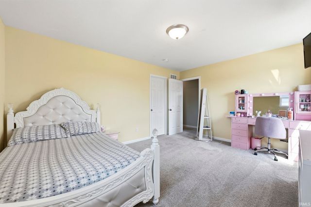 956 Meravi Cove, Fort Wayne, IN 46818