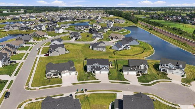 956 Meravi Cove, Fort Wayne, IN 46818