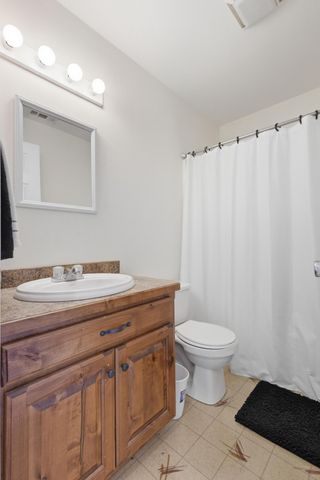 406 W Walton Avenue, Carl Junction, MO 64834