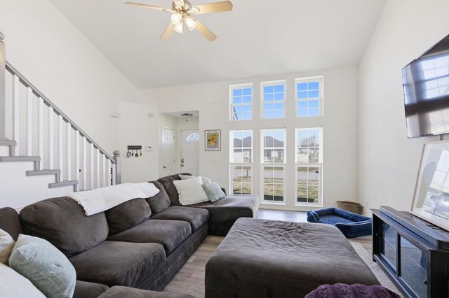 406 W Walton Avenue, Carl Junction, MO 64834