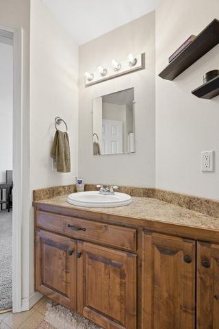 406 W Walton Avenue, Carl Junction, MO 64834