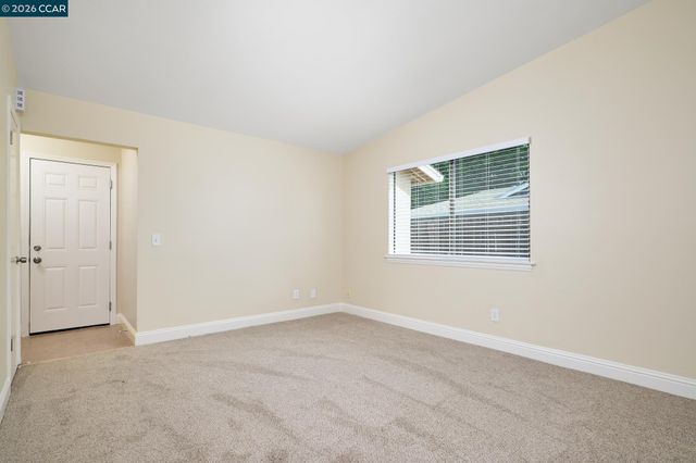 2018 Southwood Dr, Vacaville, CA 95687