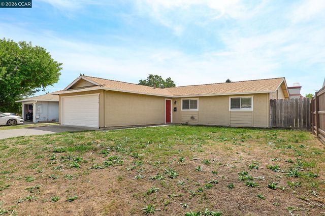 2018 Southwood Dr, Vacaville, CA 95687