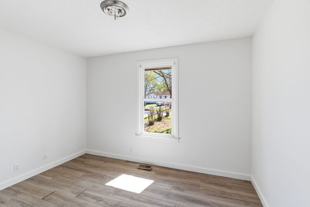 153 Cline Ave, Hendersonville, TN 37075