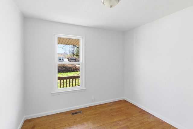 153 Cline Ave, Hendersonville, TN 37075